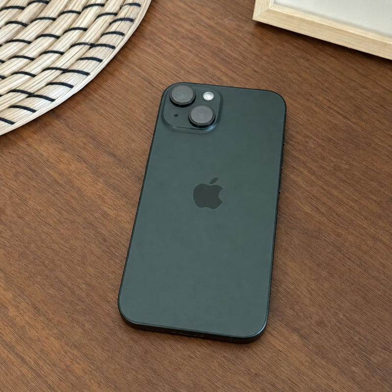 Apple iPhone 15 (Reconditionné – Qualité A+) – foto della recensione 24