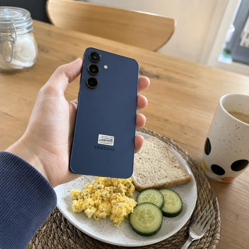 Samsung Galaxy S25 AI (generalüberholt – Qualität A+) – foto della recensione 30